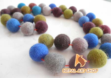 Felting wool balls and rugs projects, wool felt balls, felt wool rugs, wet felting, pom poms, nepal, wholesale, felt pom, diy felt, nepal, fair trade, felted wool, round rugs, pom pom