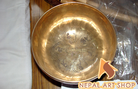 Tibetische handgefertigte Klangschalen, Tibetische Klangschalen Großhandel aus Nepal, Klangschalen-Meditation, Chakra-Klangschalen

Tibetische Klangschalen-Meditation, Himalaya-Klangschalen, Rin-Gongs, Himalaya-Schalen, Gongs, Heilende Klangschalen, Klangschalen Nepal