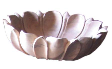 Walnut Bowl, Hand Carved walnut Bowl, Walnut Fruit Bowl, Walnut Tray Round