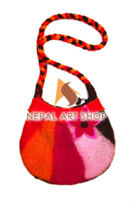 Felted Bag, Felt wool Bag, Tote Bags, Crossbody Bags, felt in nepal, felt and yarn, felt ball, felt industry, Nepal felt products