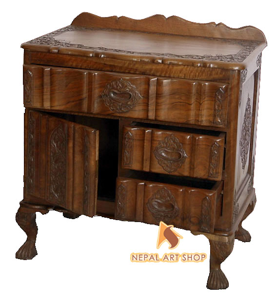 Modern Walnut Furniture, hand carved walnut furnitures, walnut furniture srinagar, India, wood carvings